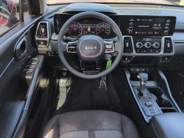2022 Kia Sorento LX