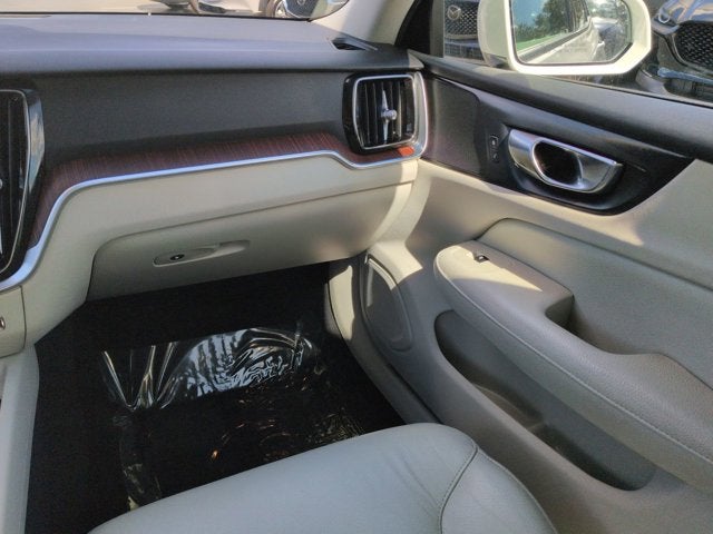 2021 Volvo S60 Momentum