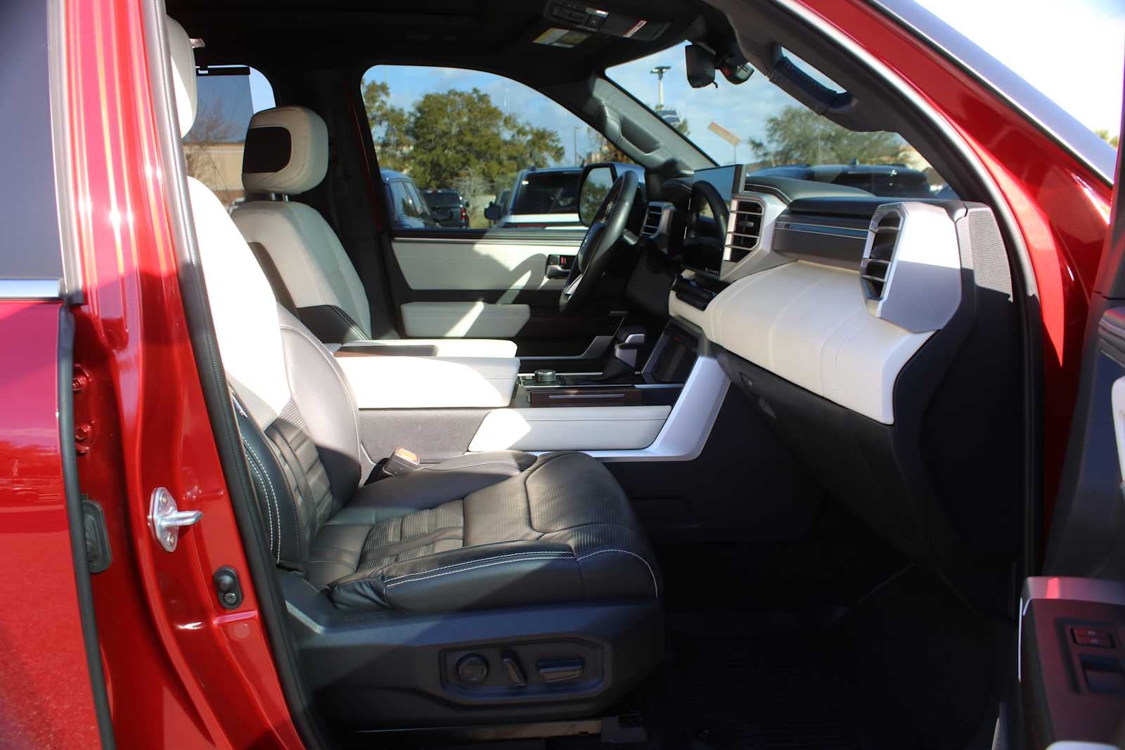 2024 Toyota Sequoia Capstone