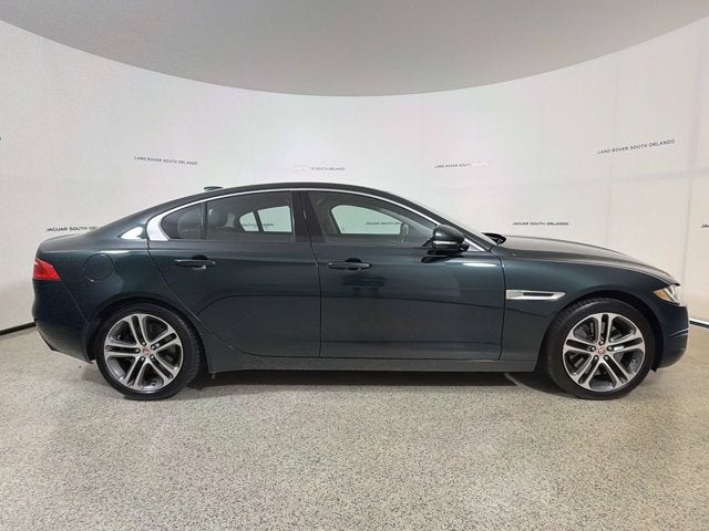 2017 Jaguar XE 35t Premium