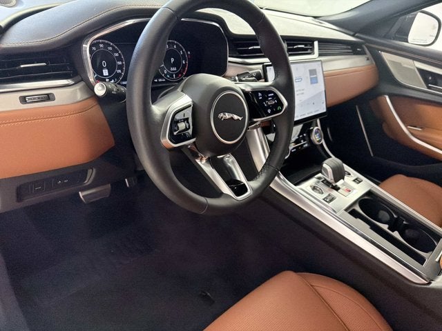 2024 Jaguar XF R-Dynamic SE