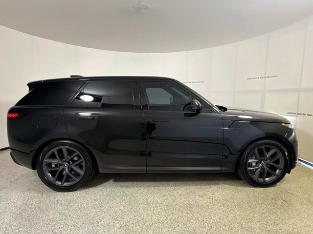 2023 Land Rover Range Rover Sport SE