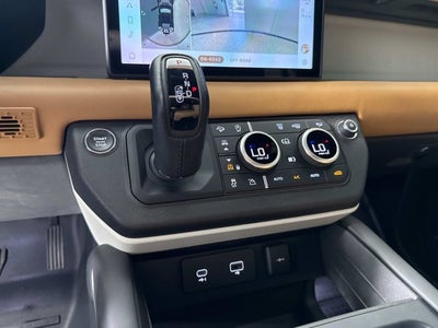 2023 Land Rover Defender X-Dynamic SE