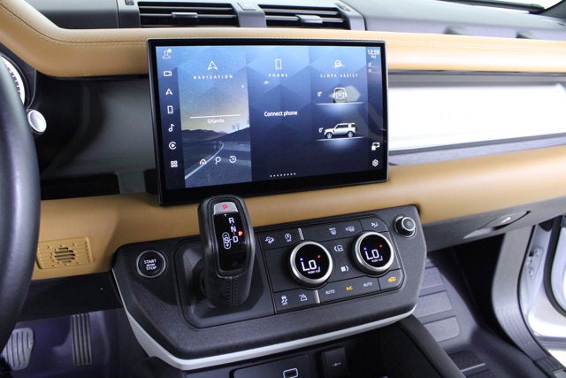 2023 Land Rover Defender X-Dynamic SE