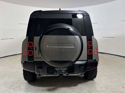 2025 Land Rover Defender X-Dynamic SE