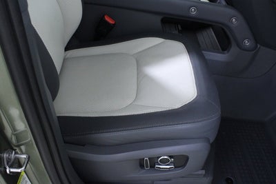 2023 Land Rover Defender X-Dynamic SE