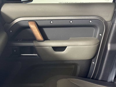 2022 Land Rover Defender X-Dynamic HSE