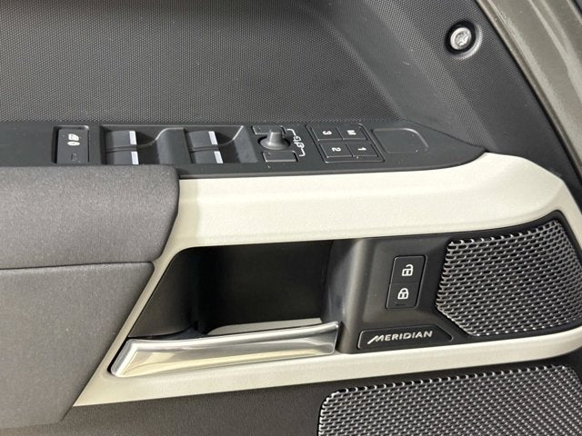 2023 Land Rover Defender S