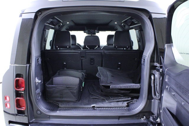 2024 Land Rover Defender S