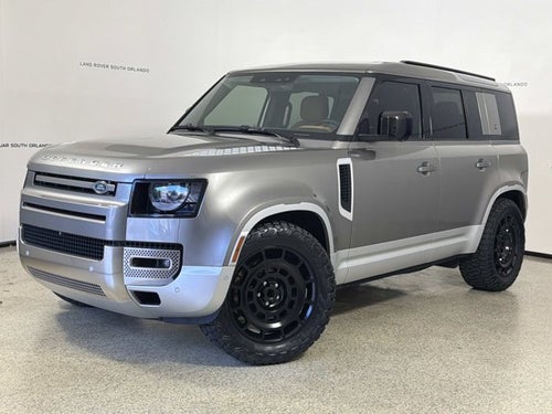 2023 Land Rover Defender SE