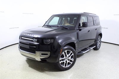 2023 Land Rover Defender SE