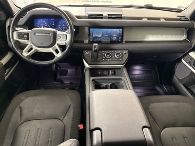 2020 Land Rover Defender SE