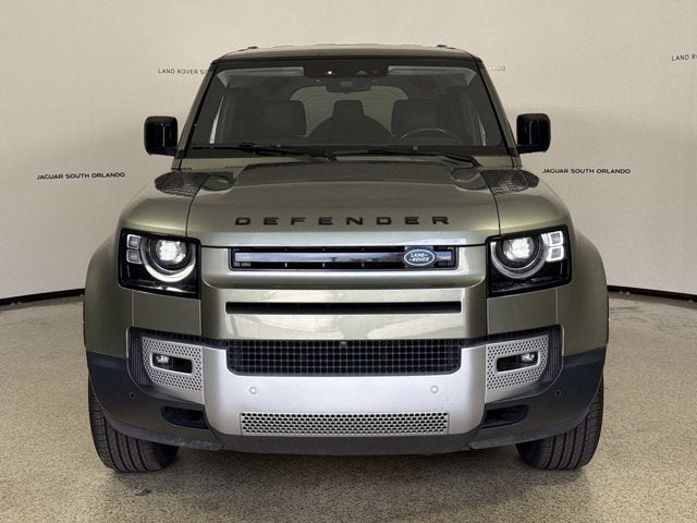 2020 Land Rover Defender SE