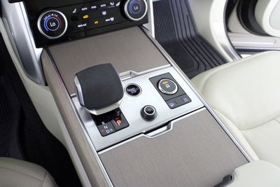 2023 Land Rover Range Rover SE
