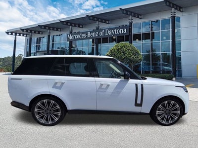2023 Land Rover Range Rover SE