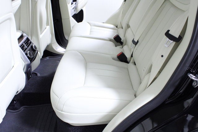 2024 Land Rover Range Rover SE