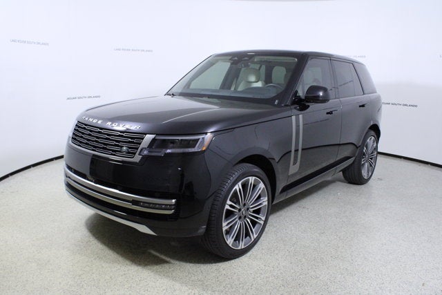 2024 Land Rover Range Rover SE