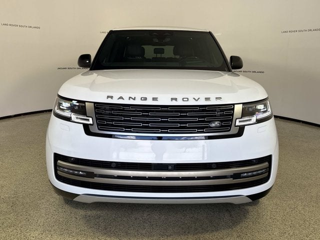 2025 Land Rover Range Rover SE