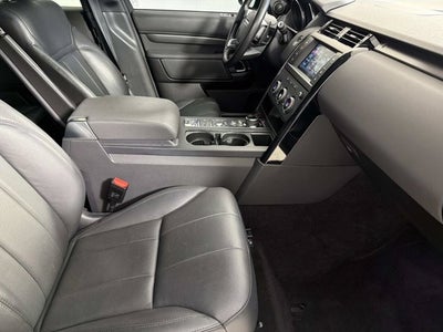 2017 Land Rover Discovery SE