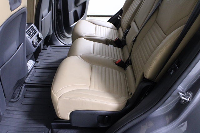 2025 Land Rover Discovery Dynamic SE