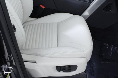 2025 Land Rover Discovery Dynamic SE