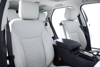 2025 Land Rover Discovery Dynamic SE