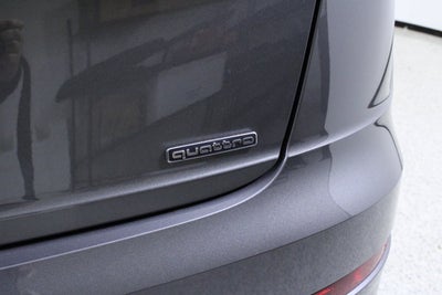 2019 Audi Q8 Premium