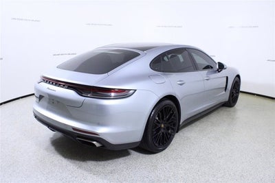 2022 Porsche Panamera 4