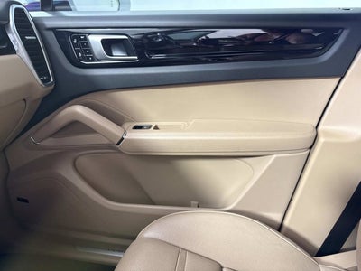 2021 Porsche Cayenne Base
