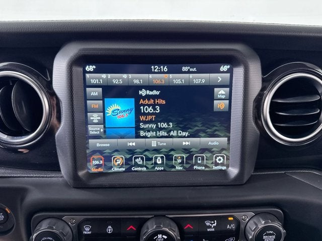 2023 Jeep Wrangler Sahara Altitude
