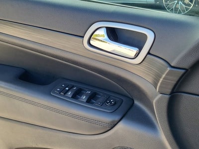 2020 Jeep Grand Cherokee Laredo E