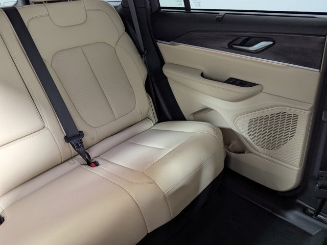 2023 Jeep Grand Cherokee Limited 4x2