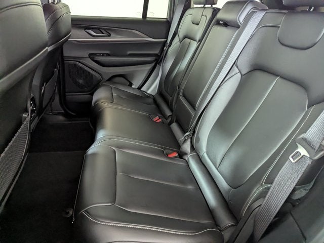 2025 Jeep Grand Cherokee Limited 4x2
