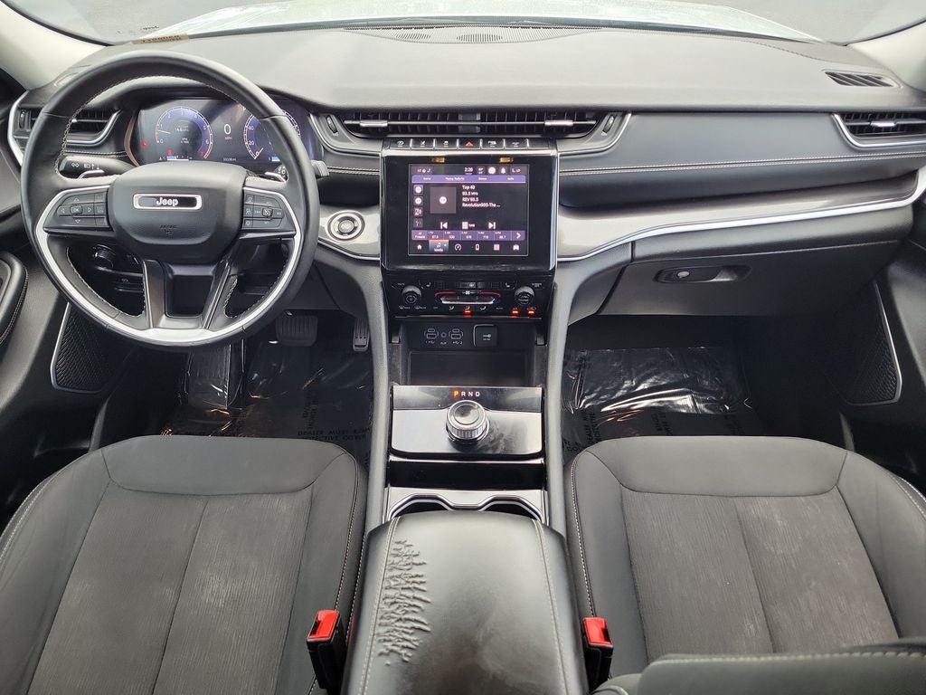 2022 Jeep Grand Cherokee L Laredo