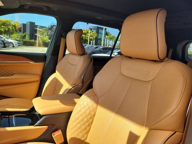 2024 Jeep Grand Cherokee L Summit