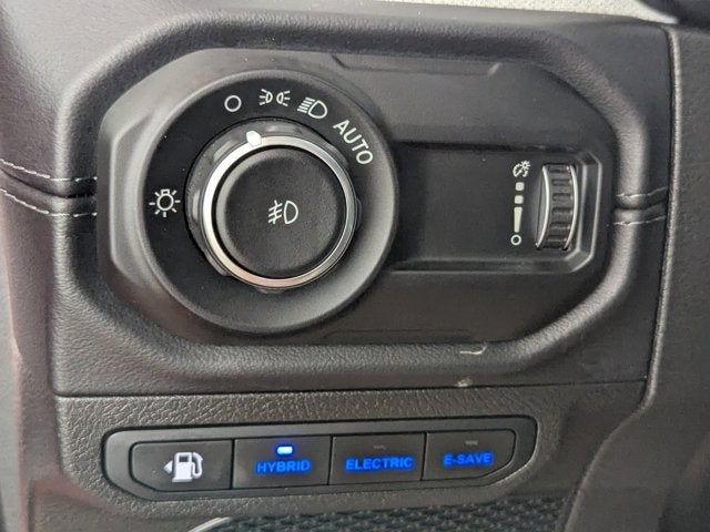 2025 Jeep Wrangler 4xe Sahara 4x4