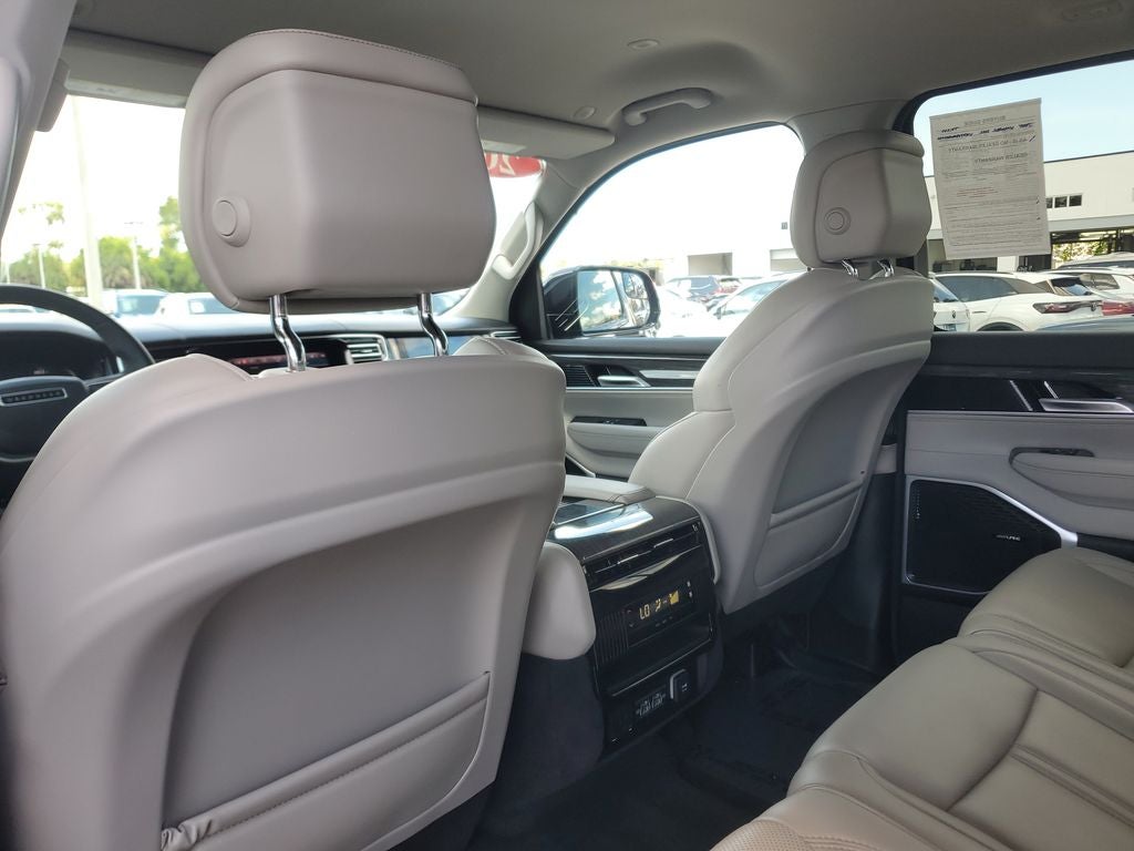 2022 Jeep Wagoneer Series II