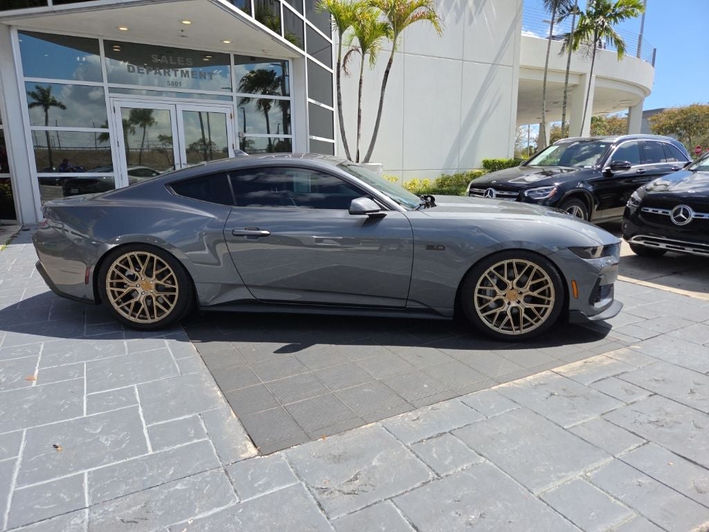 2025 Ford Mustang GT Premium