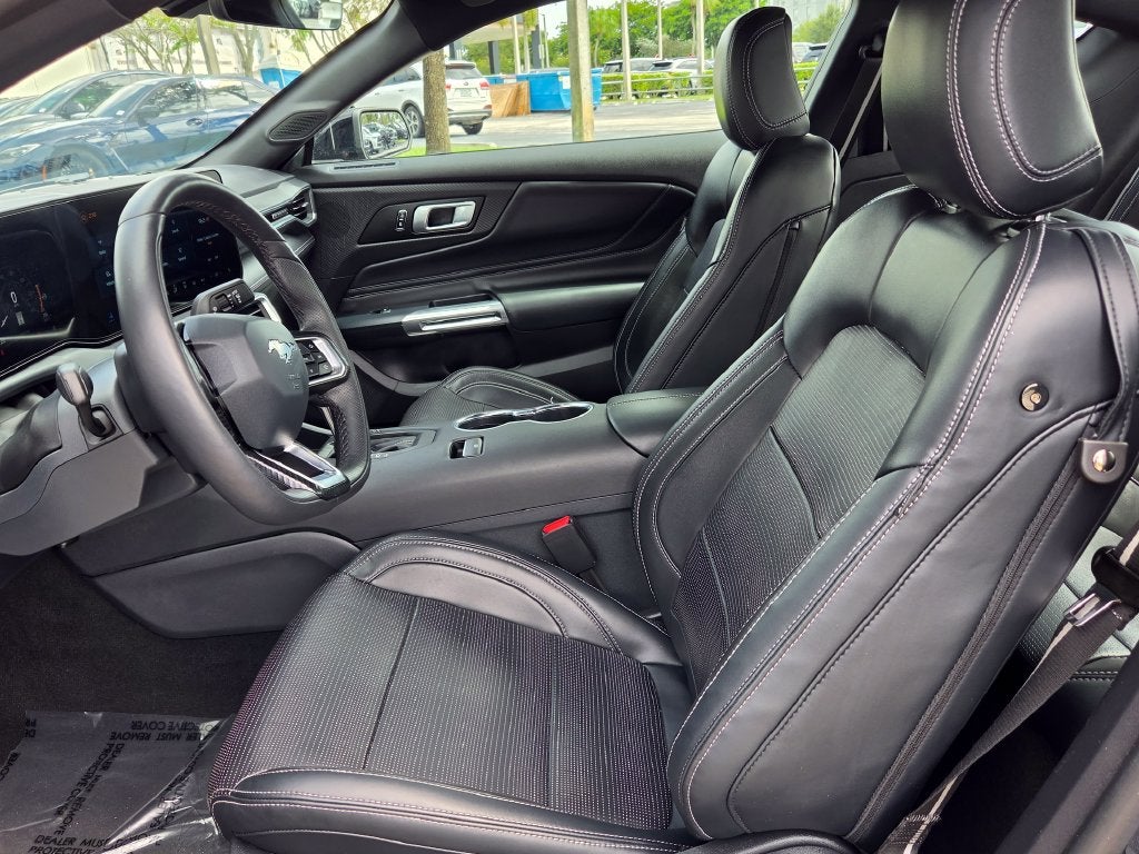 2025 Ford Mustang EcoBoost Premium