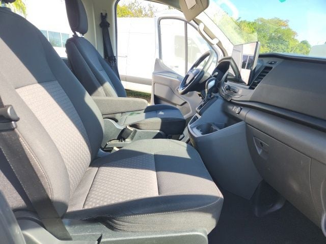 2022 Ford Transit Passenger Wagon XLT