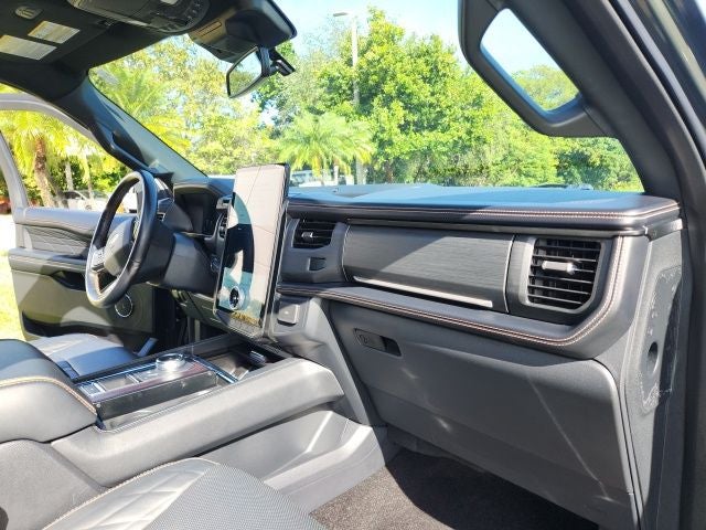 2022 Ford Expedition Platinum