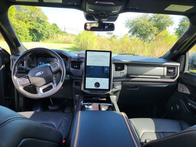 2022 Ford Expedition Platinum