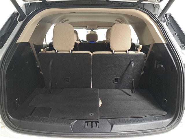 2020 Ford Explorer Base