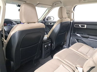 2020 Ford Explorer Base