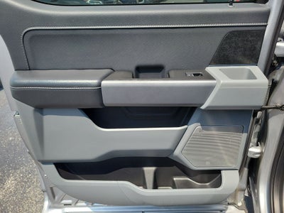 2024 Ford F-150 Lightning Flash
