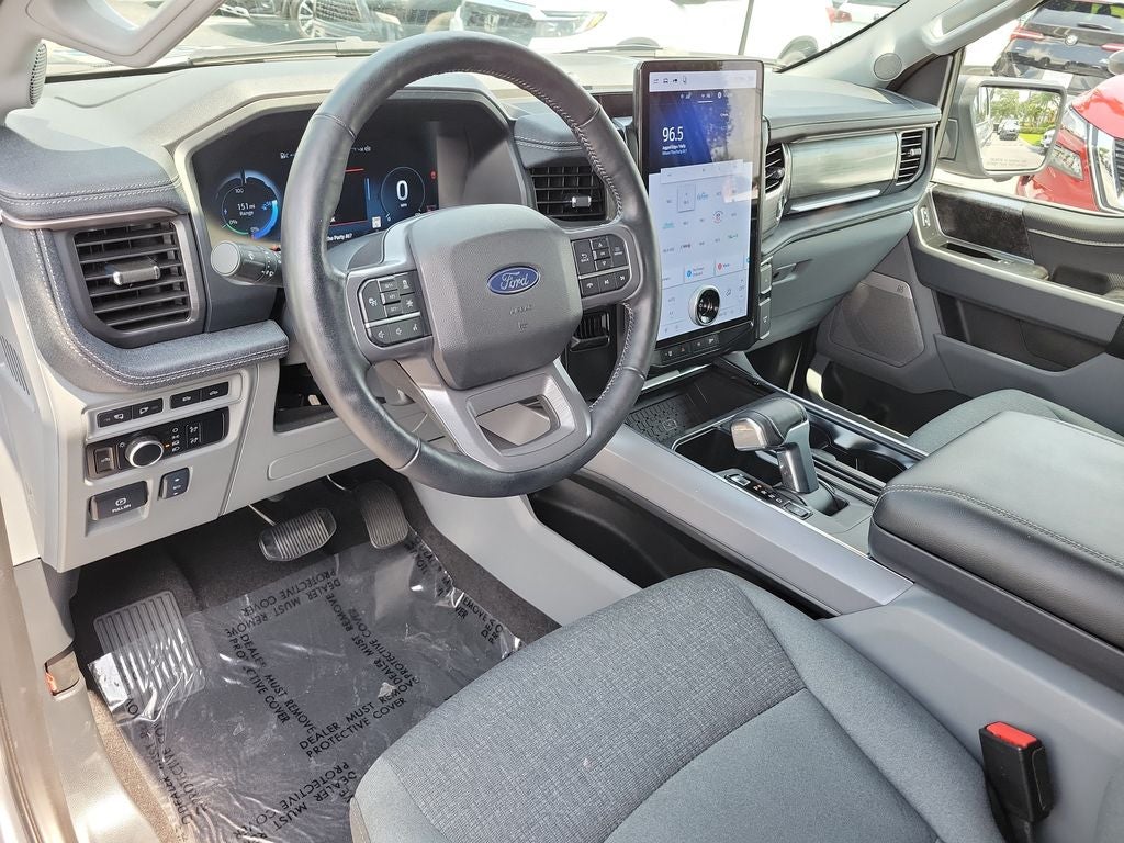 2024 Ford F-150 Lightning Flash