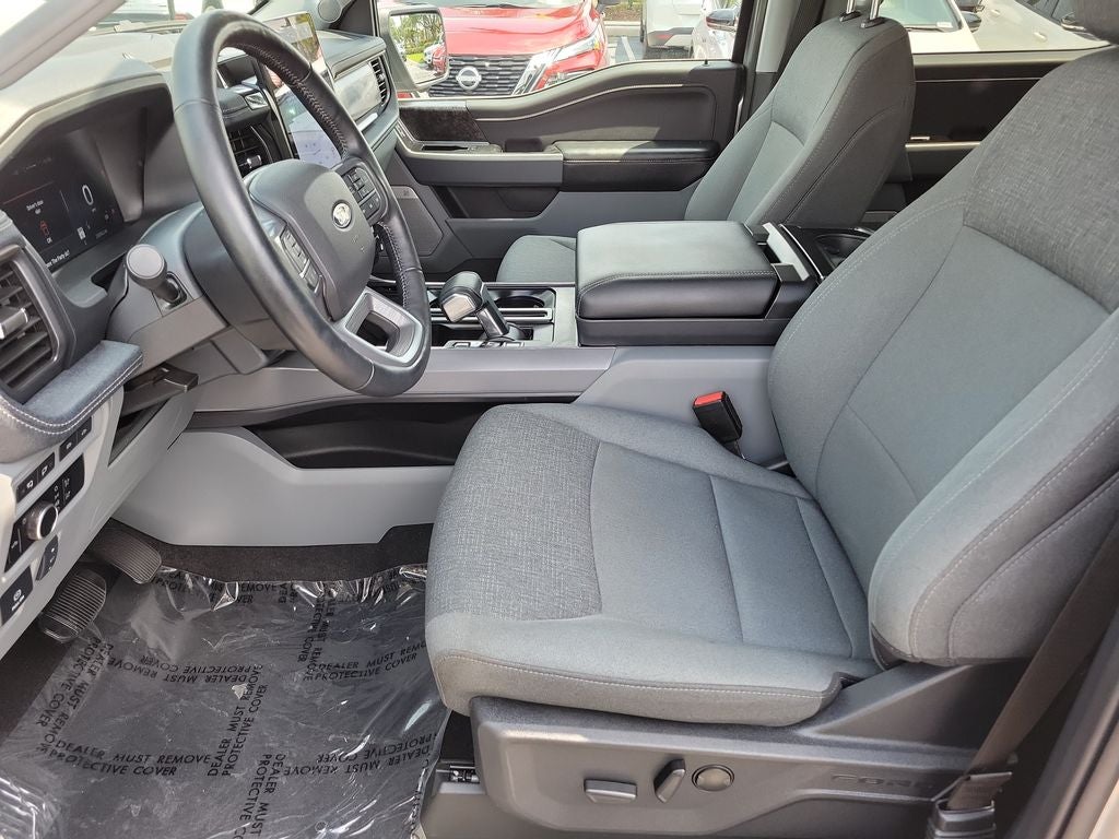 2024 Ford F-150 Lightning Flash