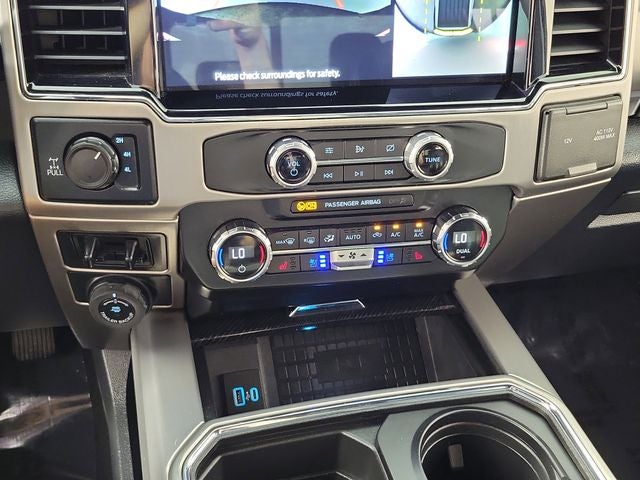 2022 Ford F-250SD Platinum