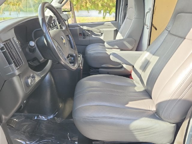 2021 Chevrolet Express 3500 Work Van Cutaway