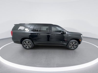 2024 GMC Yukon XL AT4